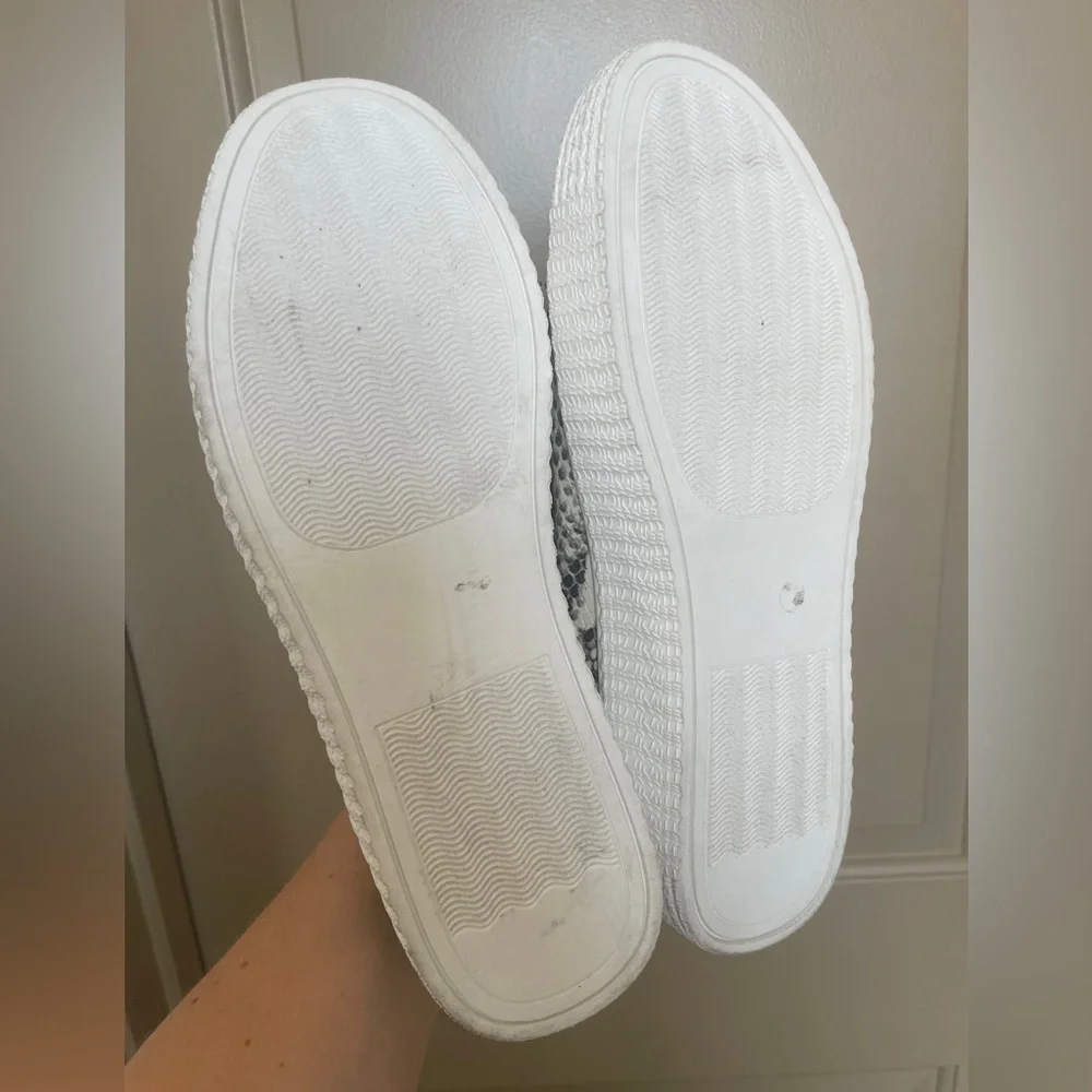 Women’s Steve Madden Hanly sneakers